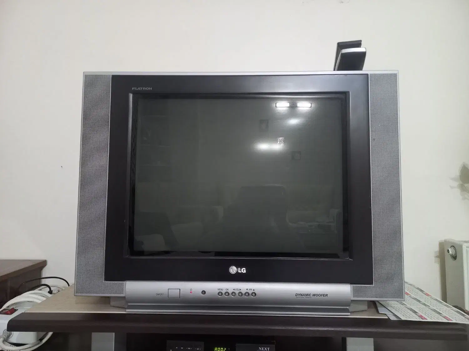 تلویزیون ال جی ۲۴ اینچ صفحه تخت|تلویزیون و پروژکتور|شیراز, فرگاز|دیوار