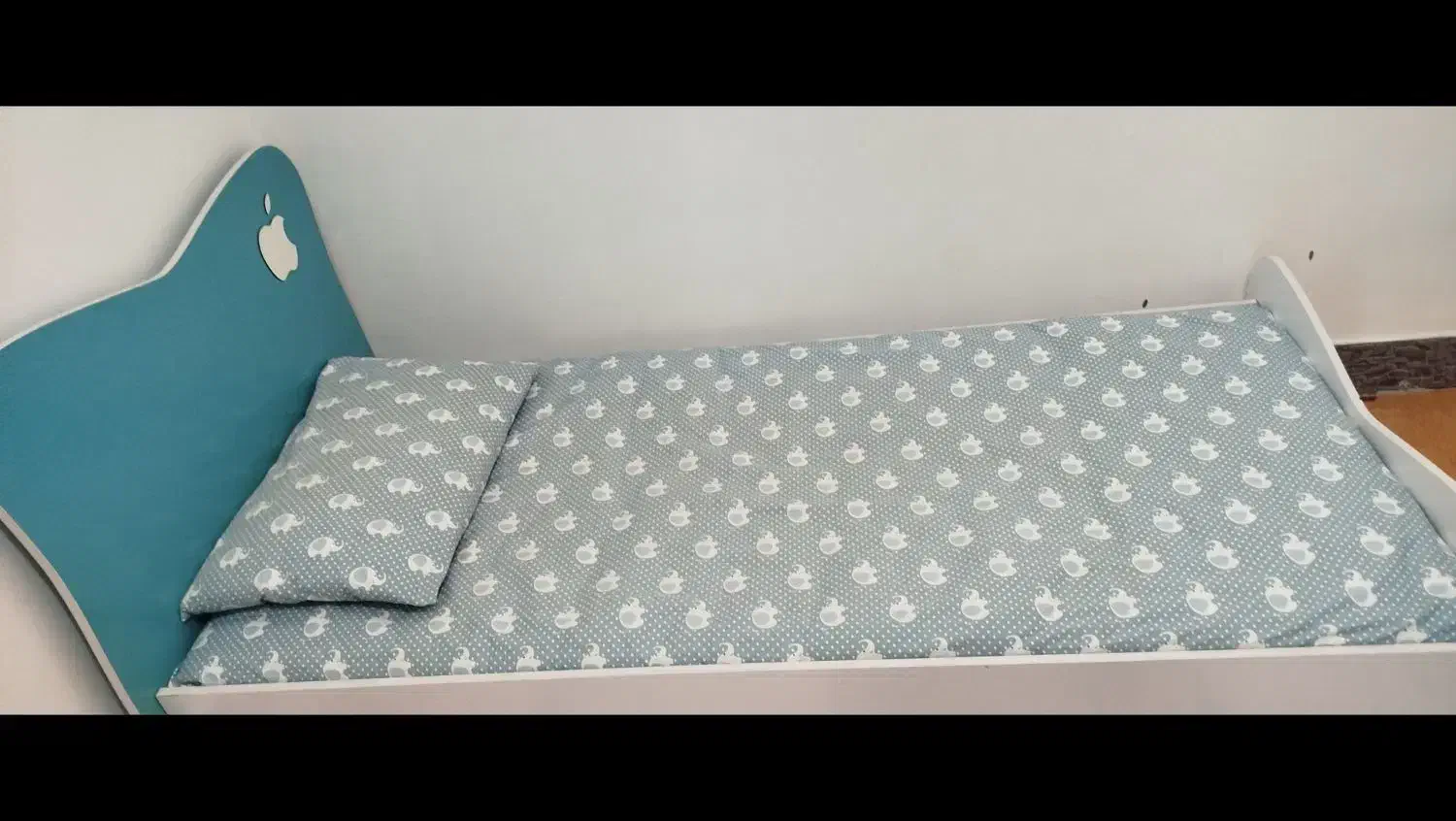 تخت دو نفره به همراه تخت یک نفره با خوشخواب|تخت و سرویس خواب|قائن, |دیوار