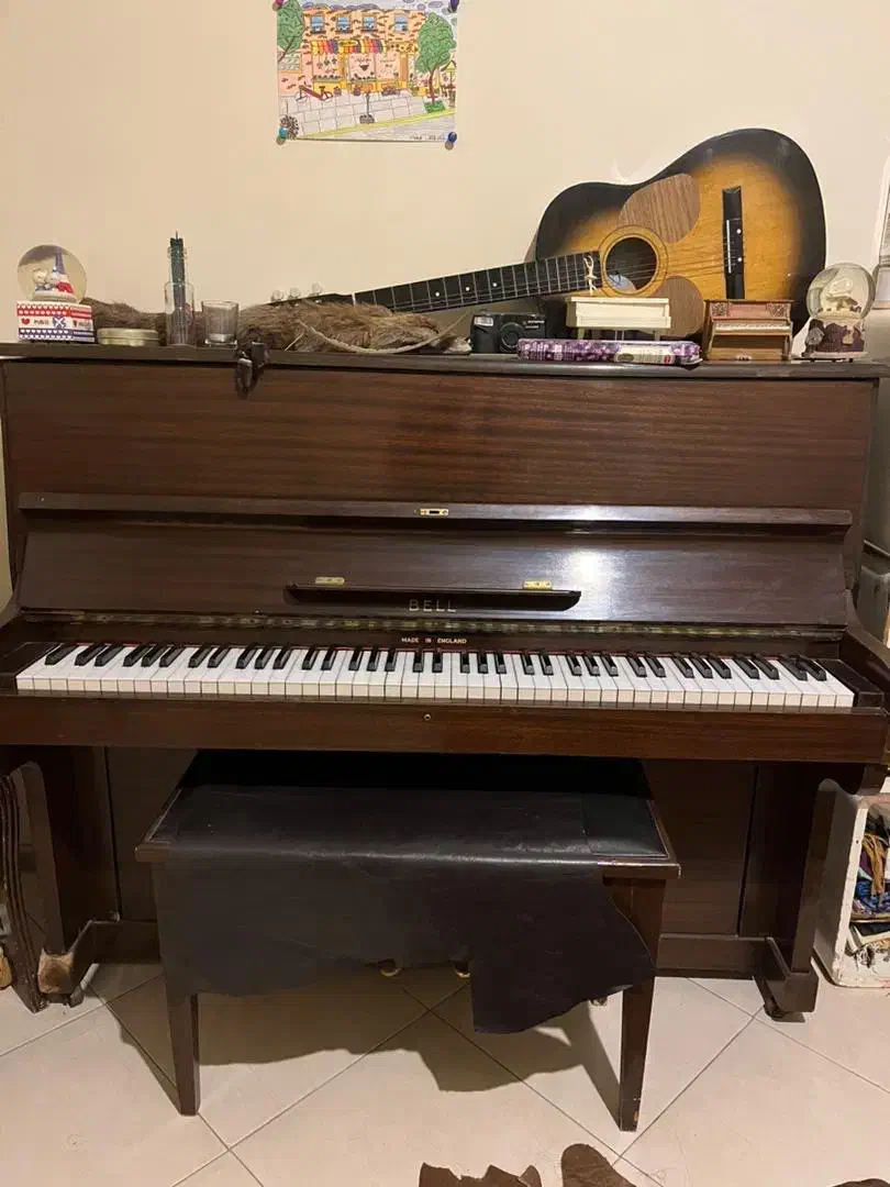 پیانو آکوستیک|پیانو، کیبورد، آکاردئون|تهران, ظفر|دیوار