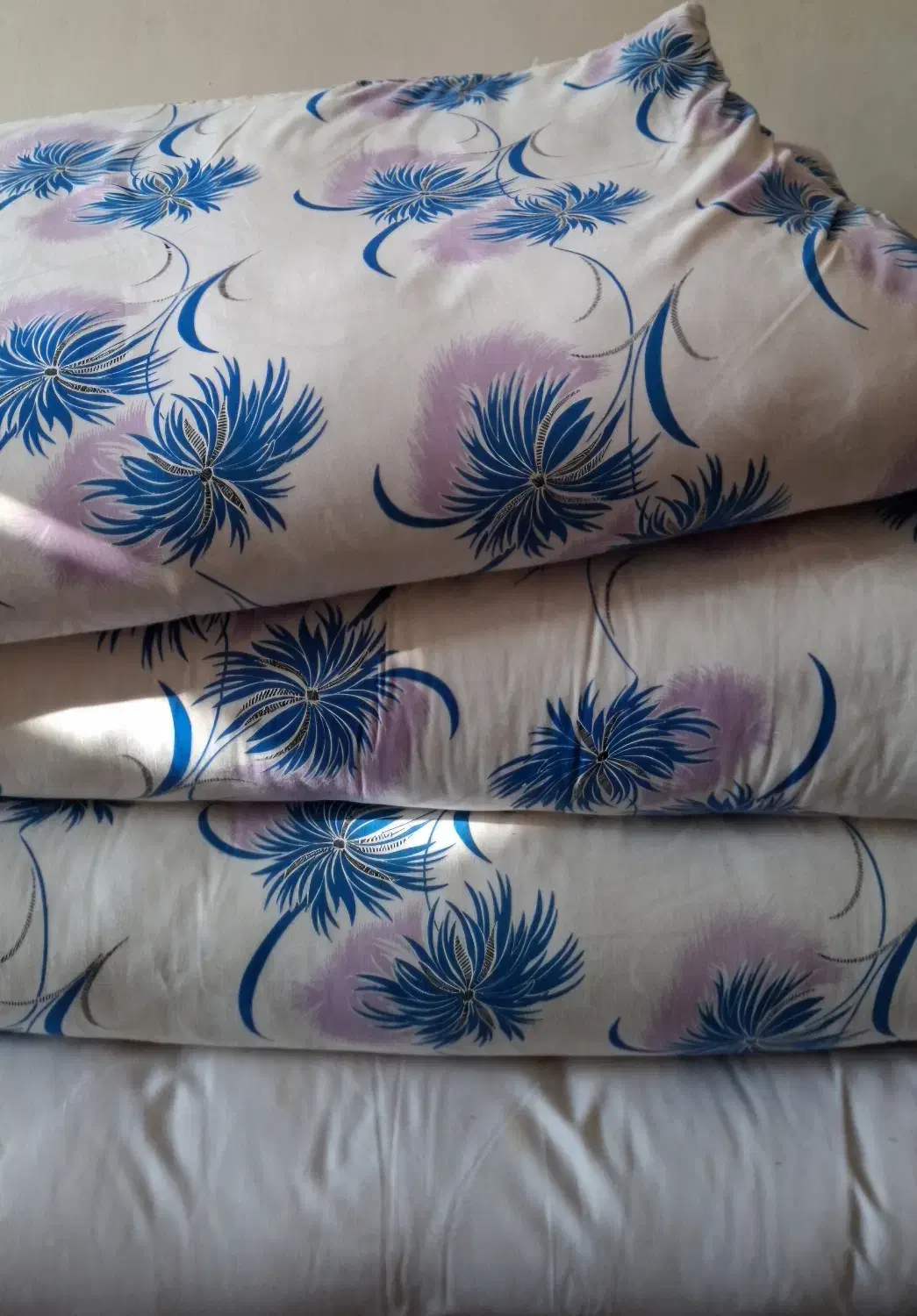 تشک|رختخواب، بالش، پتو|سبزوار, قاضی زاد|دیوار