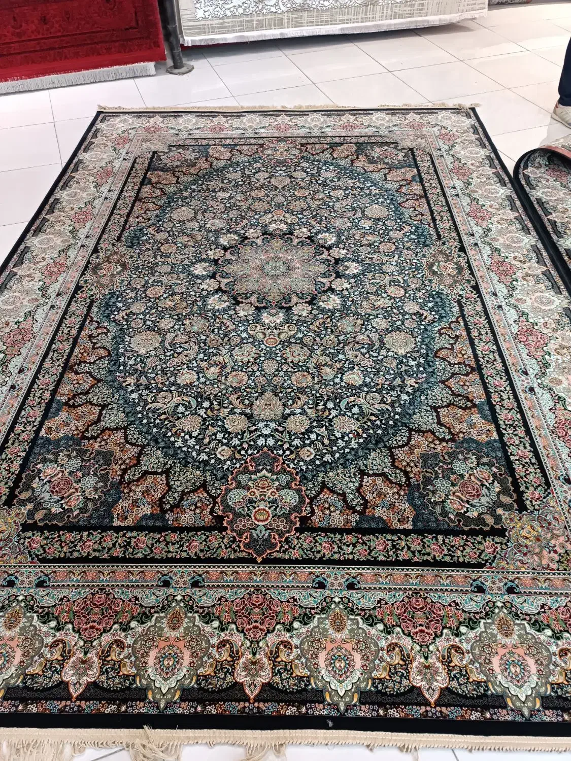 ۲تخته ۹متری۱۲۰۰شانه تراکم ۳۶۰۰|فرش|کرمانشاه, |دیوار