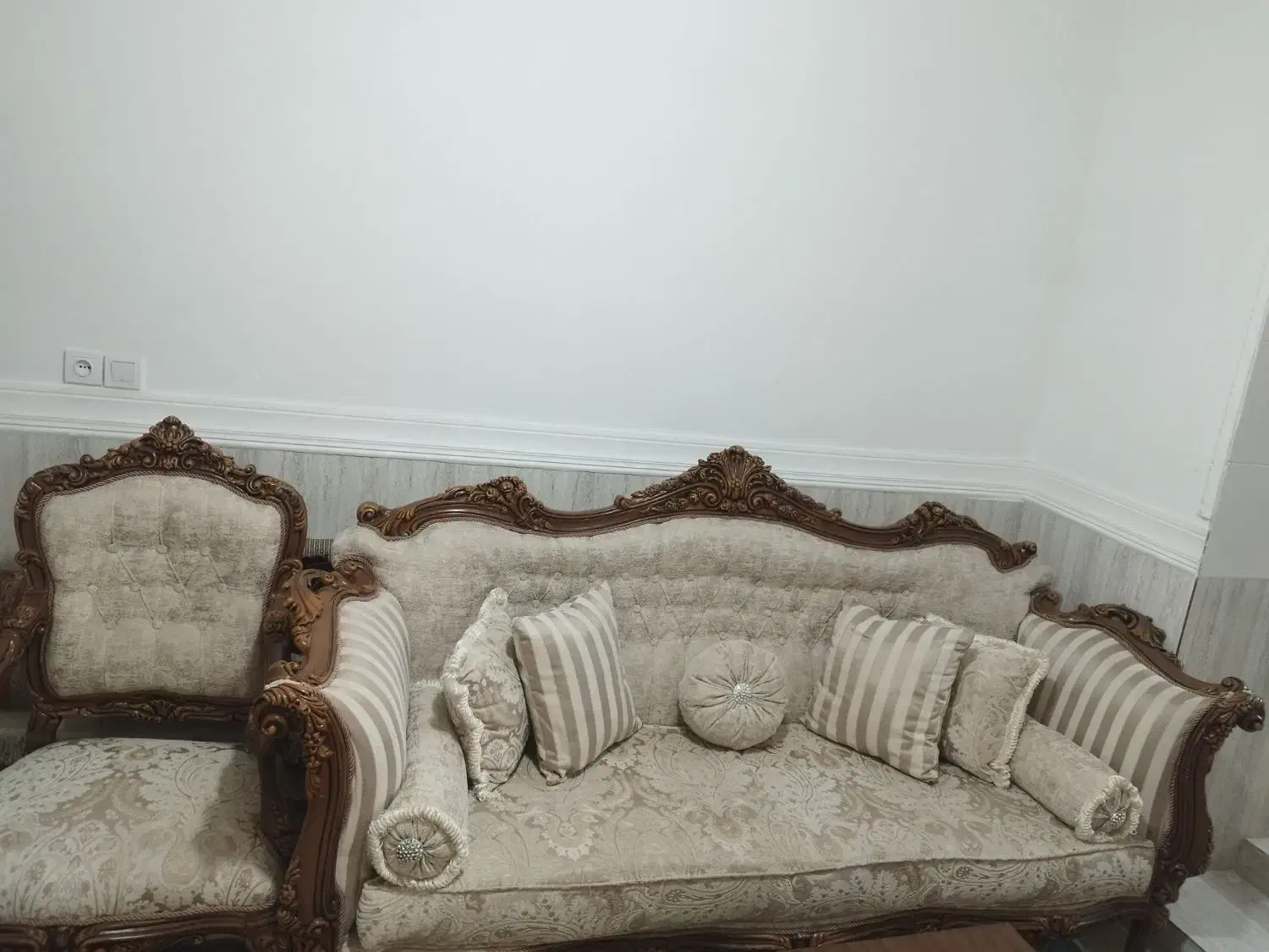 فروش فوری|مبلمان خانگی و میز عسلی|بندر گناوه, |دیوار