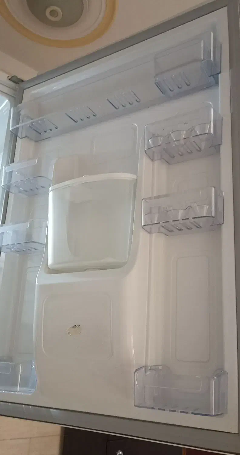 یخچال فریزر آیسان زیر قیمت|یخچال و فریزر|تهران, چهارصد دستگاه|دیوار