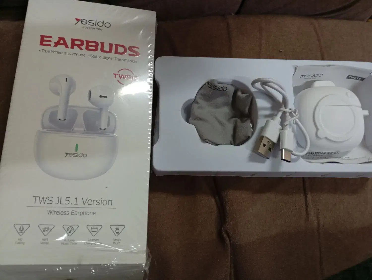 فروش ایرپاد اصلی مدل yesido همراه با لوازم|لوازم جانبی موبایل و تبلت|شهرکرد, |دیوار