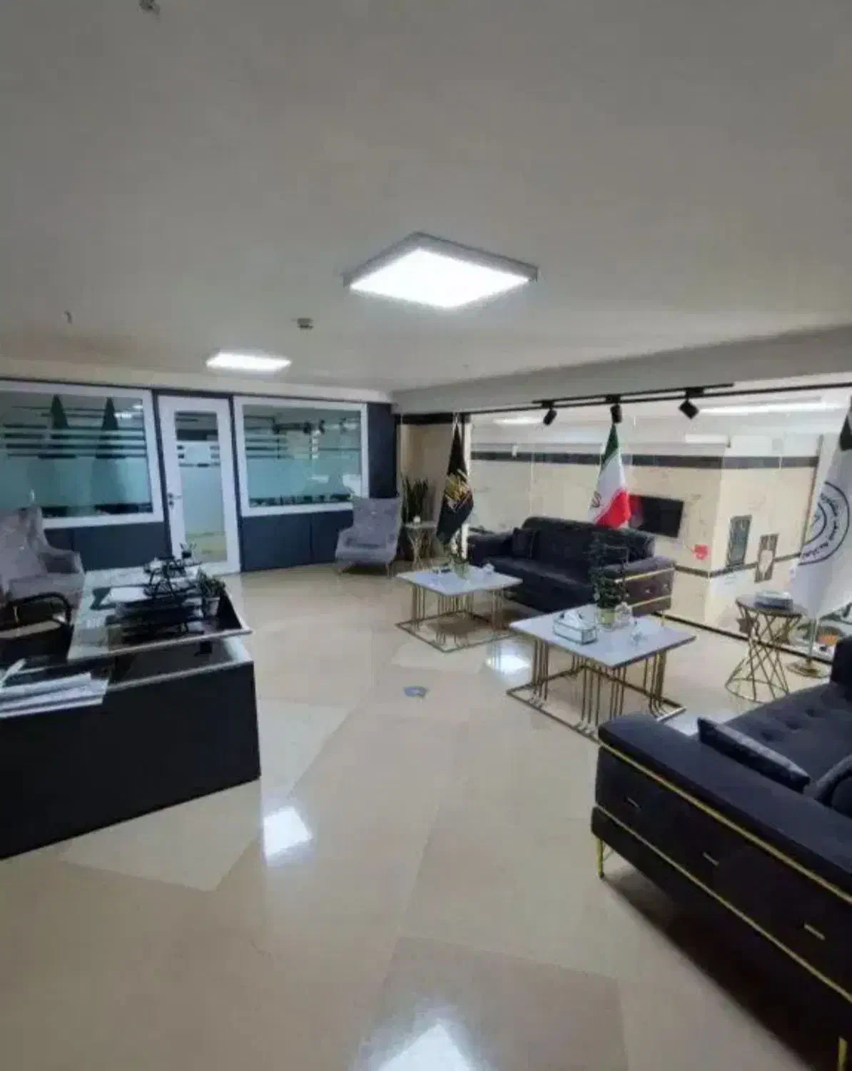 استخدام /آقا و خانم/منضبط و متعهد/حقوق ثابت|استخدام بازاریابی و فروش|تهران, آذربایجان|دیوار