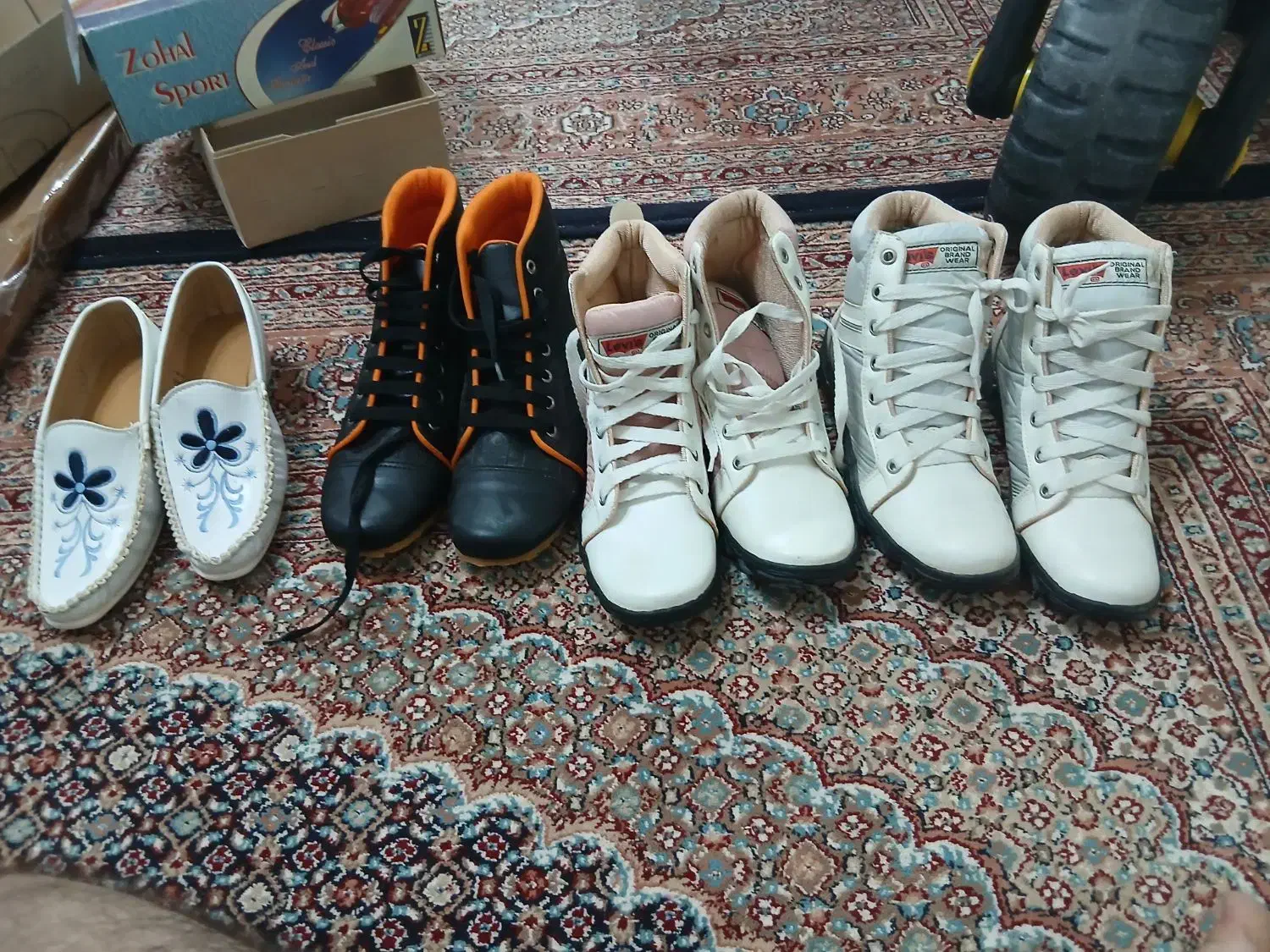 چهار جفت کفش نو اصلا استفاده نشده|کیف، کفش، کمربند|مشکین‌دشت, |دیوار