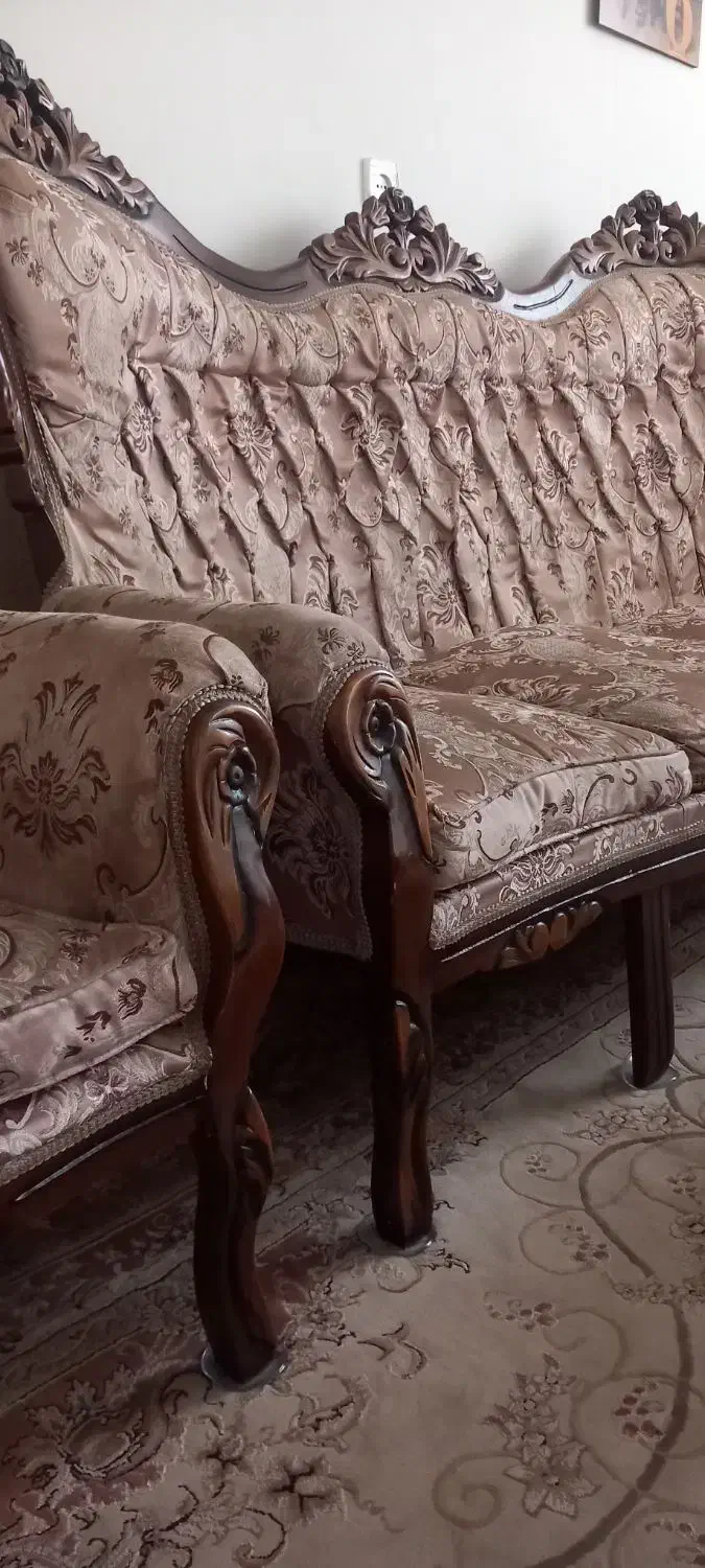 مبل ۹ نفره|مبلمان خانگی و میز عسلی|نیشابور, خط کاشمر|دیوار