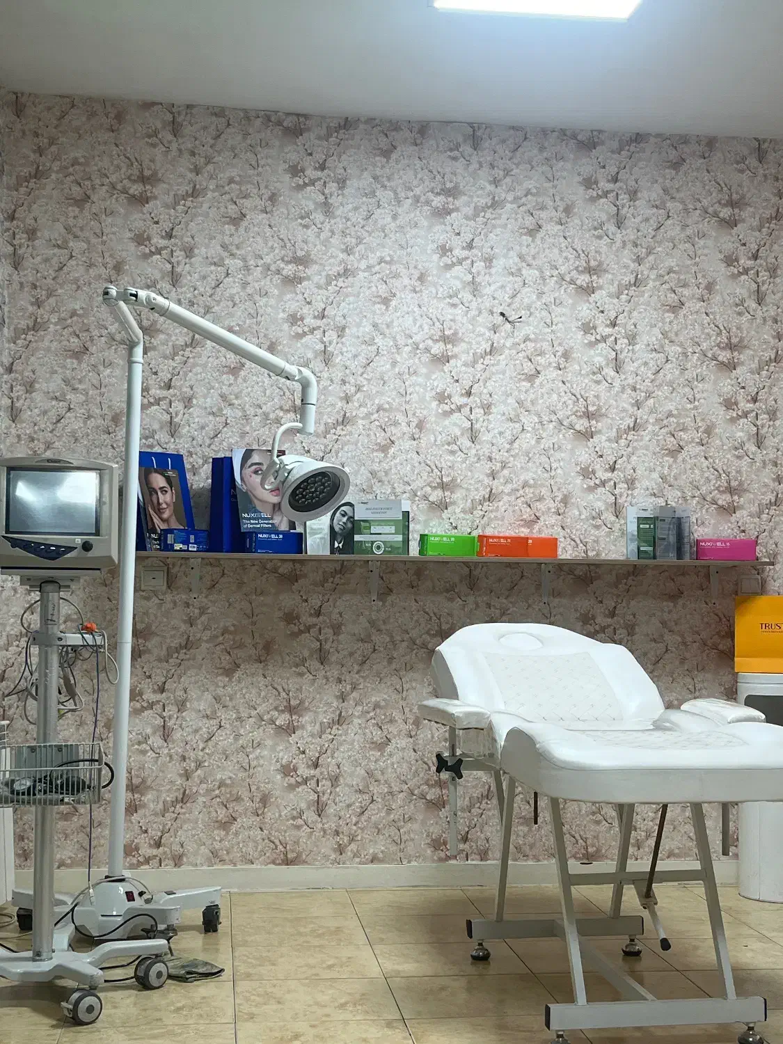 تراکت پخش کن|استخدام بازاریابی و فروش|تهران, مهران (سیدخندان)|دیوار