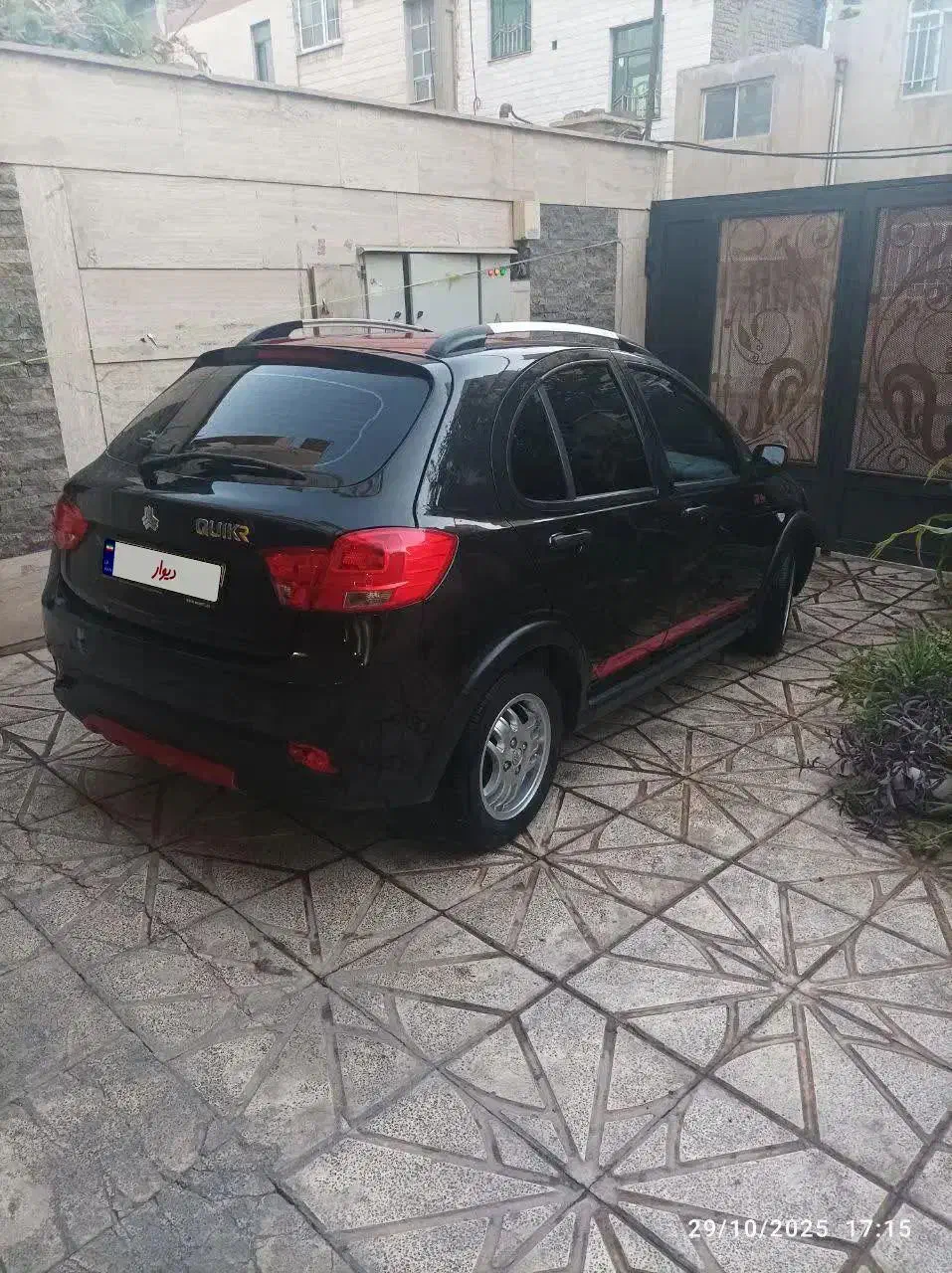 کوئیک آر ۱۴۰۱ مشکی قرمز|خودرو سواری و وانت|تهران, مشیریه|دیوار