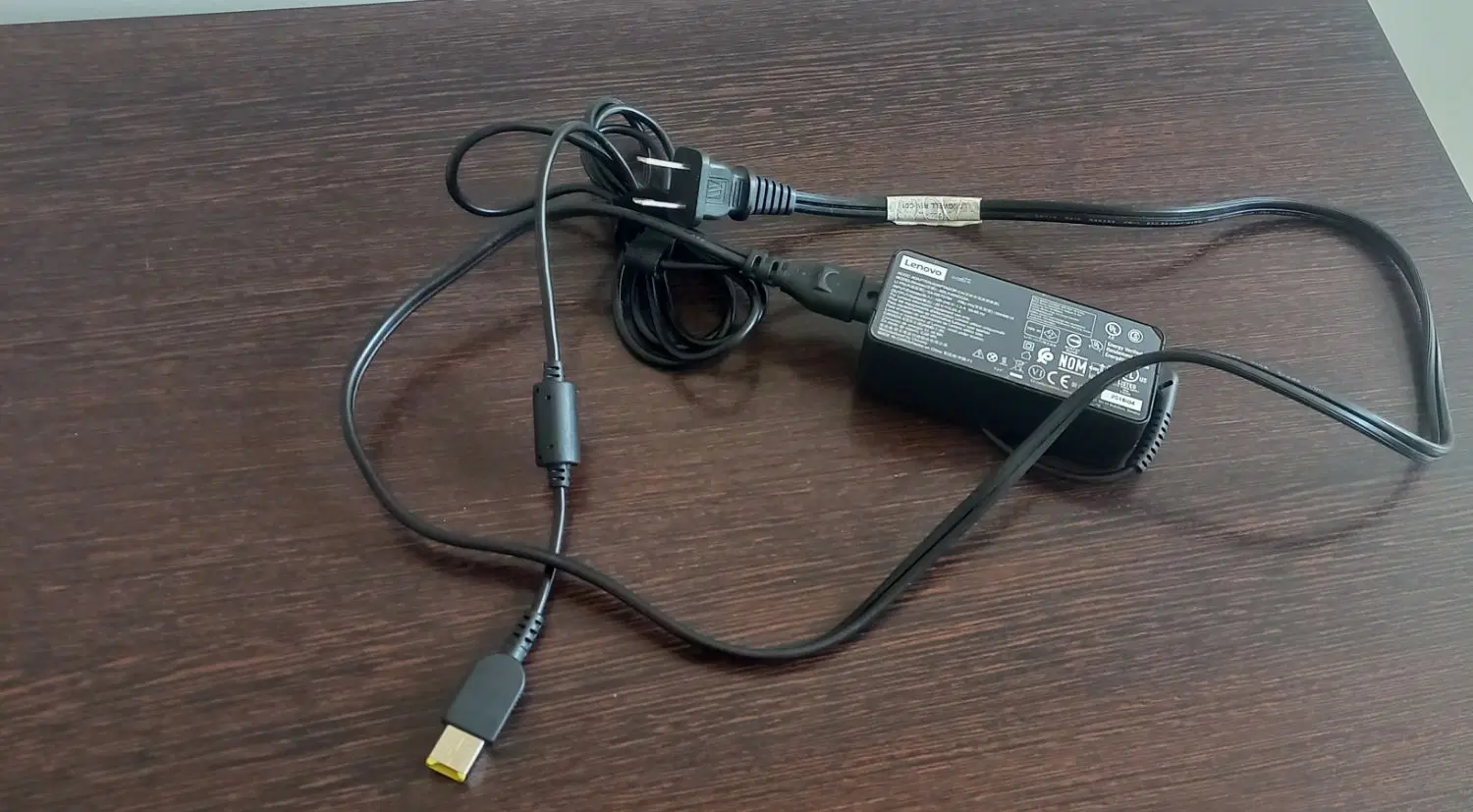 شارژر اورجینال (اصل) لپ تاپ  Lenovo|قطعات و لوازم جانبی رایانه|تهران, پرستار|دیوار