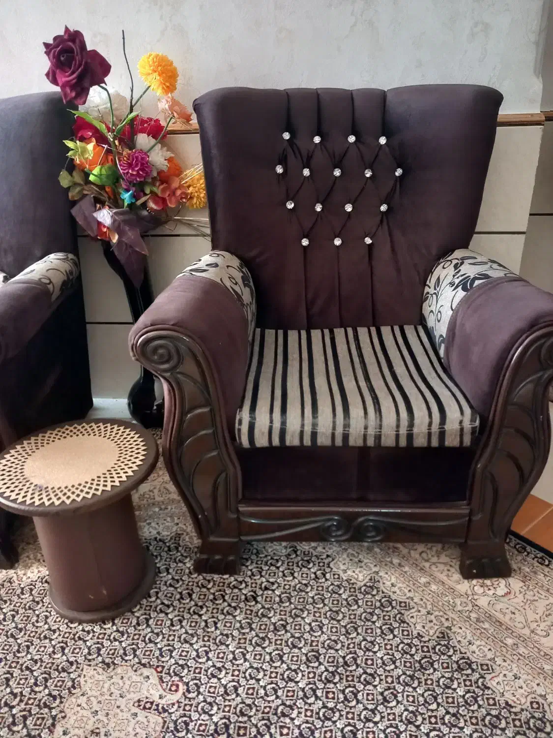 مبل ۹ نفره با میزجلو مبلی و عسلی|مبلمان خانگی و میز عسلی|سمنان, |دیوار