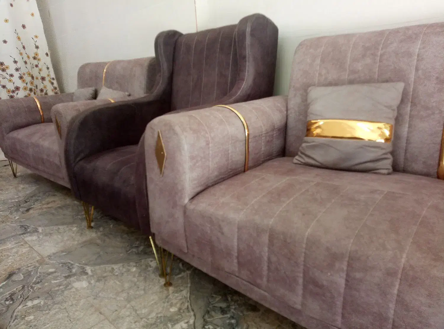 2دست مبل درحد جهیزیه تخفیف داده میشود|مبلمان خانگی و میز عسلی|تربت جام, مطهری|دیوار