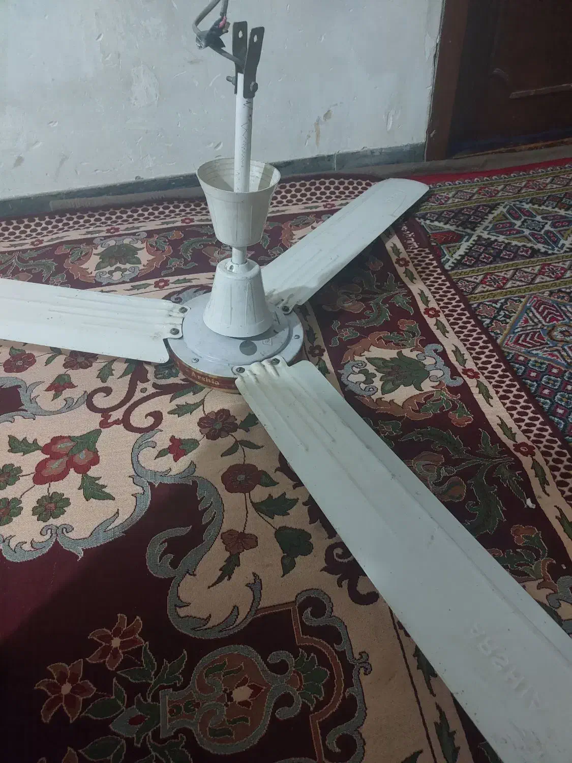 پنکه سقفی ارشیا|پنکه و تصفیهکنندهٔ هوا|گنبد کاووس, |دیوار