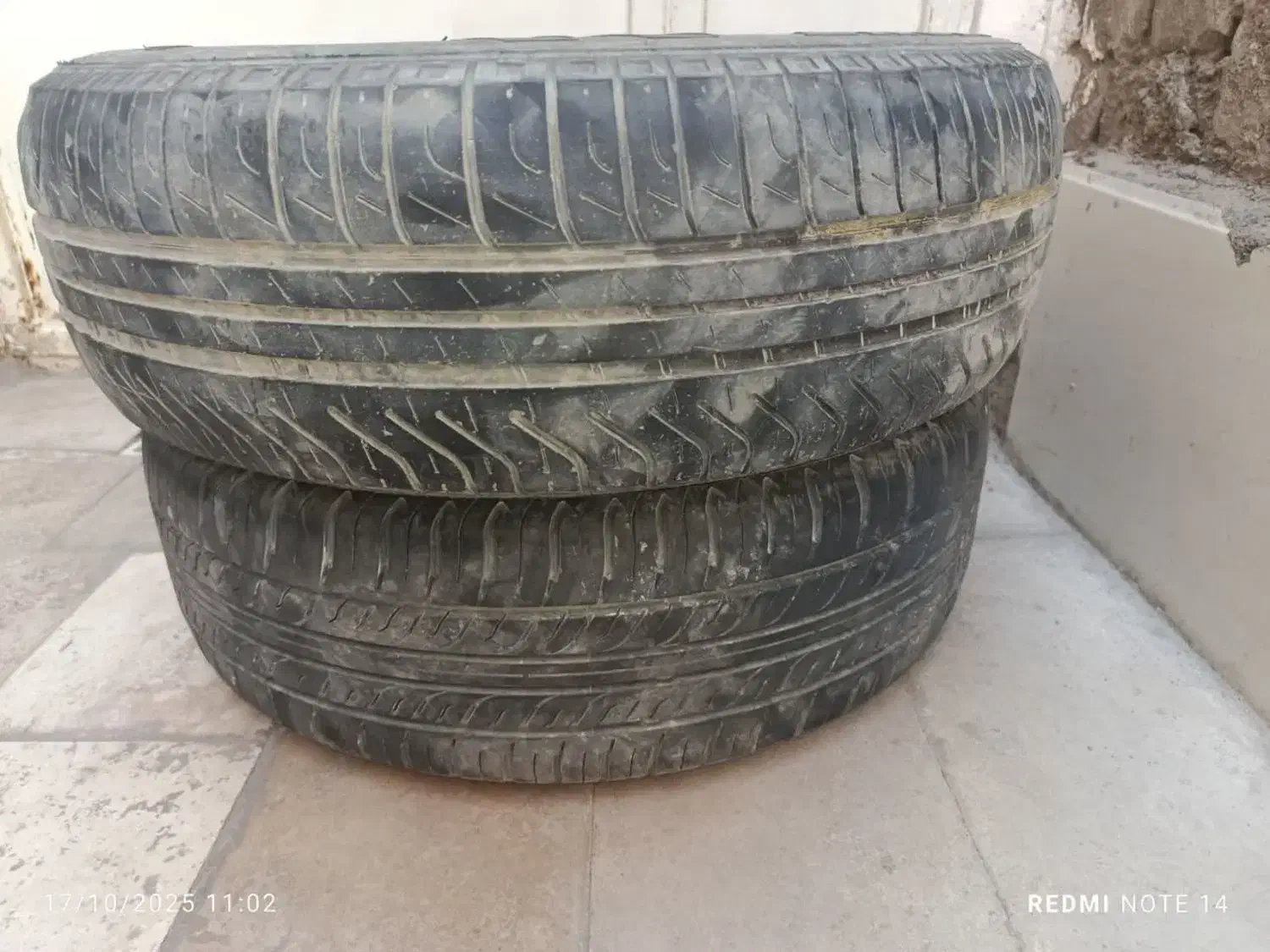 لاستیک پژویی|قطعات یدکی و لوازم جانبی|قم, چهل درخت‎|دیوار