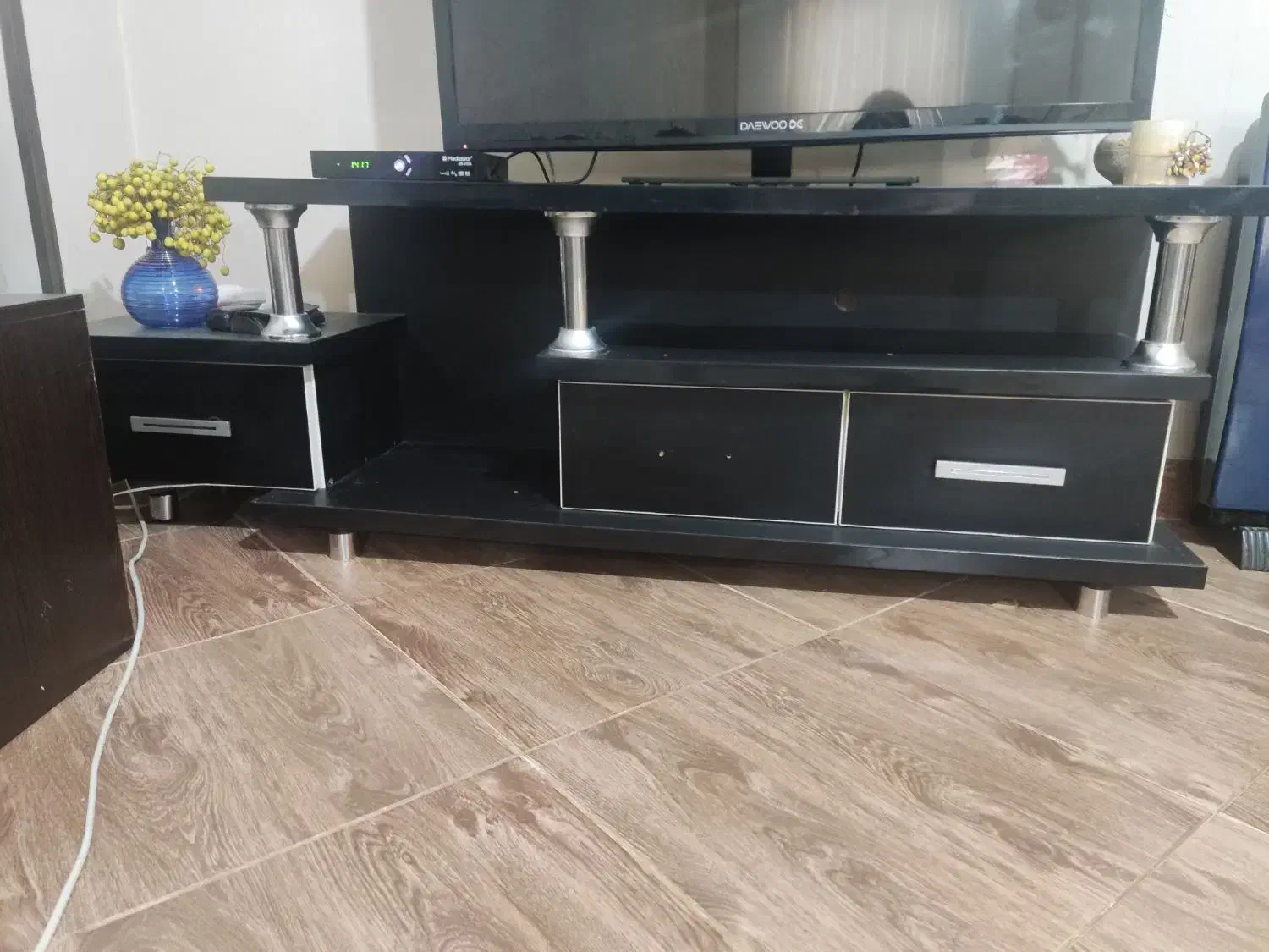 لوازم خانگی|مبلمان خانگی و میز عسلی|گرگان, |دیوار