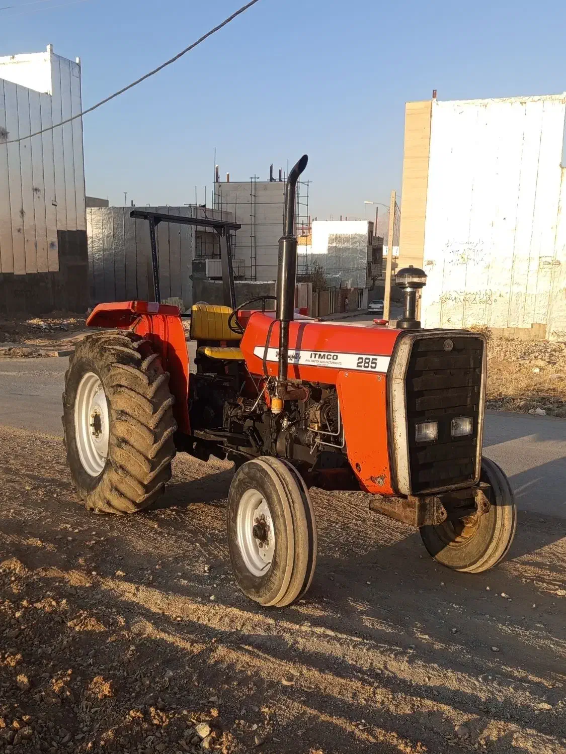 تراکتور فرگوسن مدل 83|خودرو سنگین|نهاوند, |دیوار