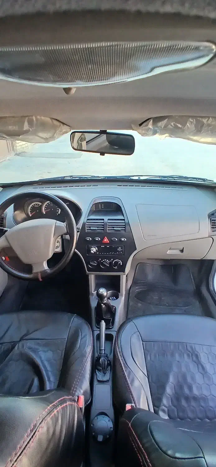 تیبا صندوقدار ۱۴۰۰|خودرو سواری و وانت|شیراز, شهرک ترکان|دیوار