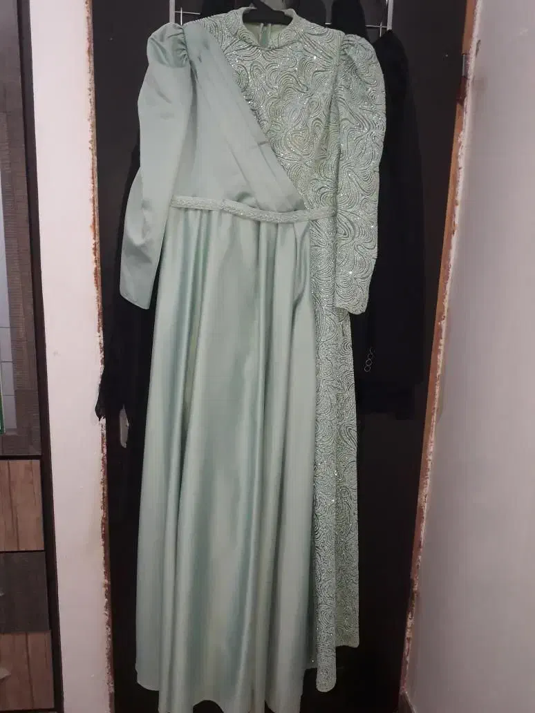 لباس مجلسی نو|لباس|شیروان (خراسان), |دیوار