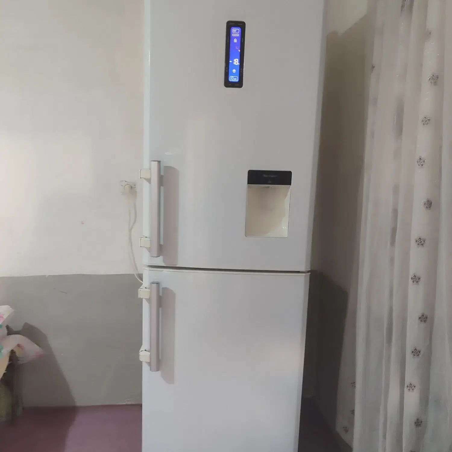 یخچال الکترو استیل ۱۲ملیون|یخچال و فریزر|کنگاور, |دیوار