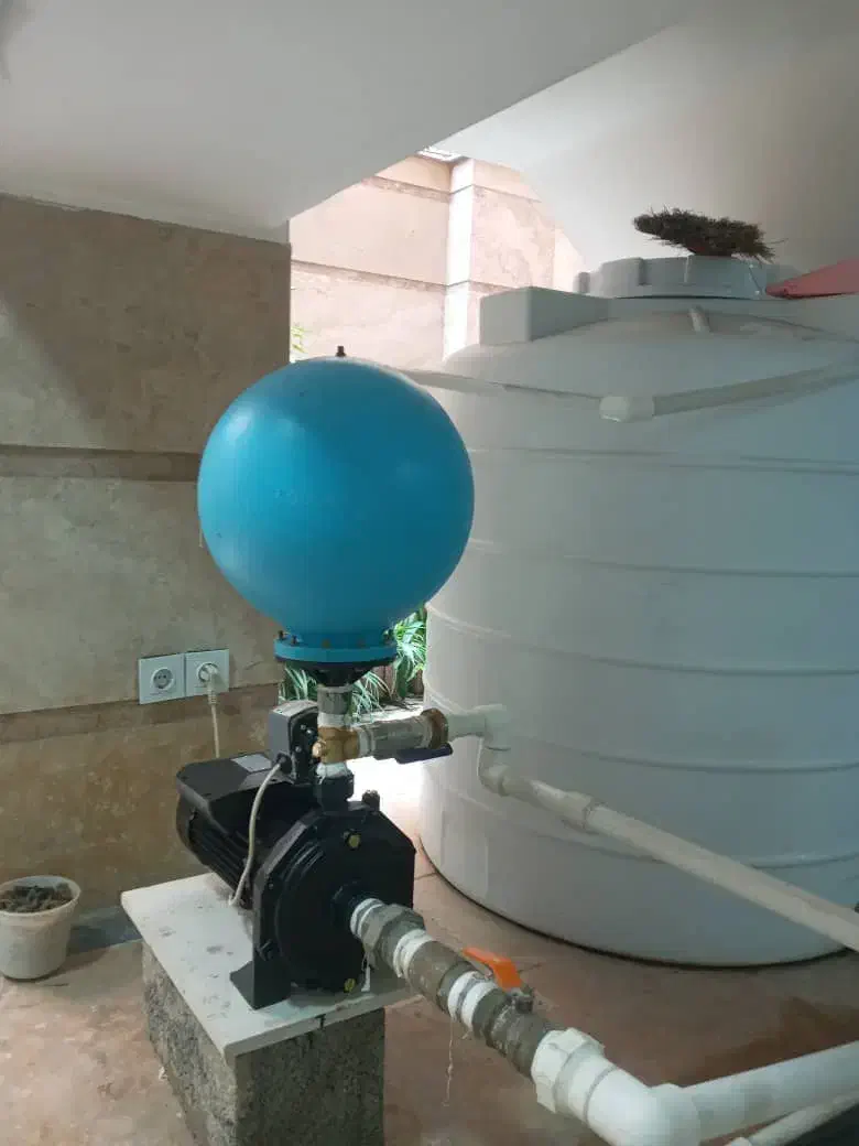 تعمیرات سرویس فنی تخصصی پمپ آب.آبگرمکن.|خدمات پیشه و مهارت|رشت, معلم|دیوار