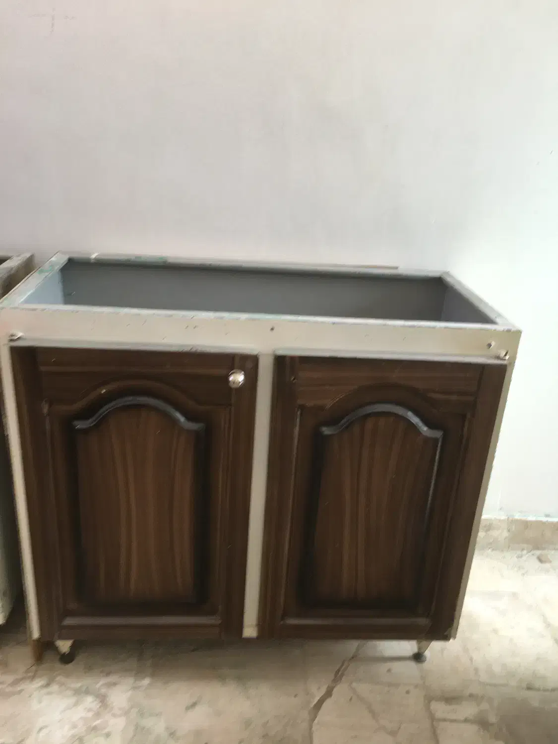 کابینت فلزی|مصالح و تجهیزات ساختمان|محلات, |دیوار