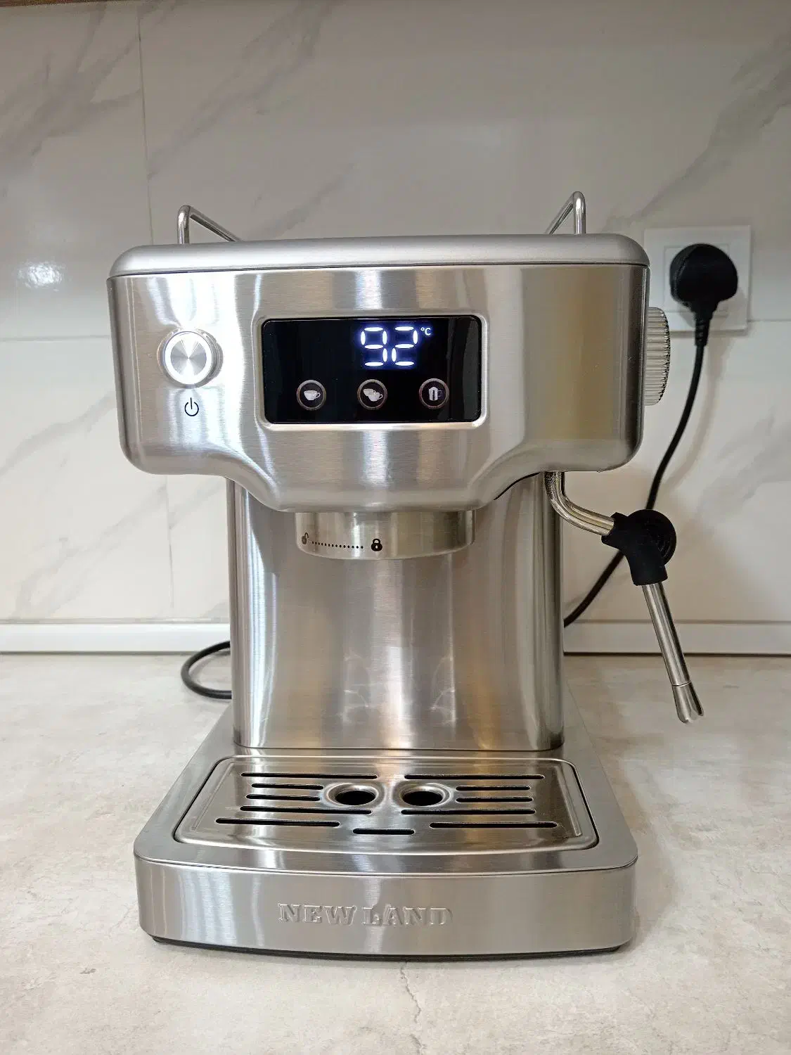 قهوه ساز نیولند|سماور، چای‌ساز، قهوه‌ساز|جهرم, |دیوار