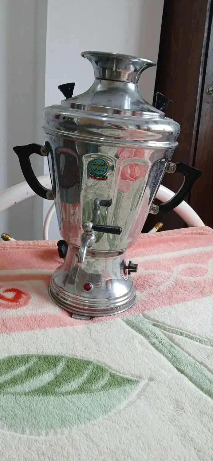 سماور برقی نونو و قدیمی|سماور، چای‌ساز، قهوه‌ساز|تالش, طولارود|دیوار