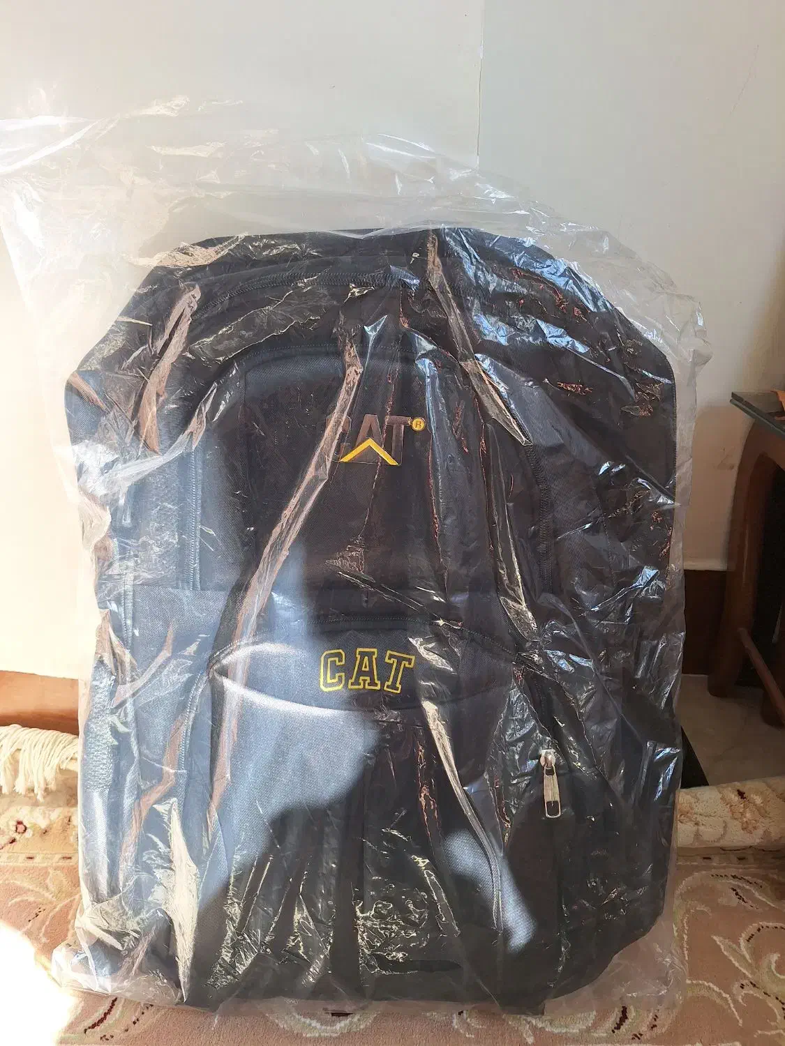 کیف نو کاترپیلار|کیف، کفش، کمربند|یاسوج, |دیوار