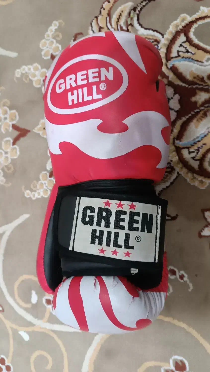 دستکش بوکس اصلی|تجهیزات ورزشی|شیراز, باهنر|دیوار