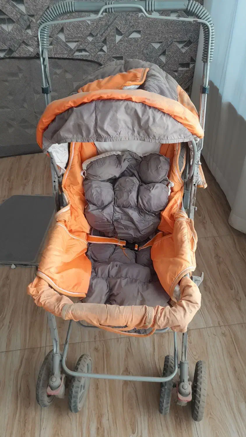 کالسکه بچه|کالسکه و لوازم جانبی|شاهین‌شهر, طالقانی|دیوار