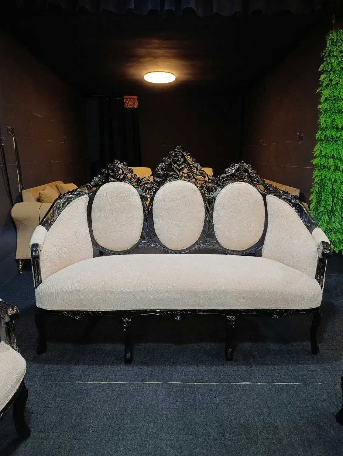 مبل سلطنتی ۹ نفره|مبلمان خانگی و میز عسلی|مرودشت, مختارآباد|دیوار