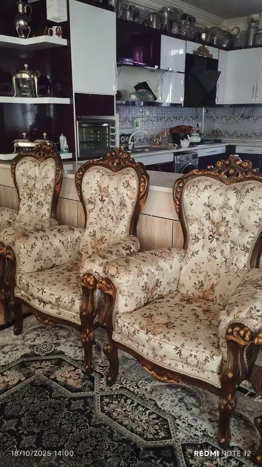 مبل 9نفره مدل سلطنتی|مبلمان خانگی و میز عسلی|بیرجند, |دیوار