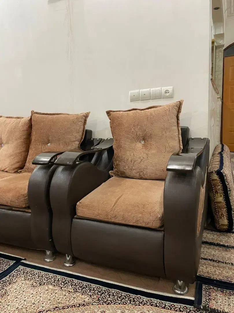 مبل هفت نفره|مبلمان خانگی و میز عسلی|مریوان, |دیوار