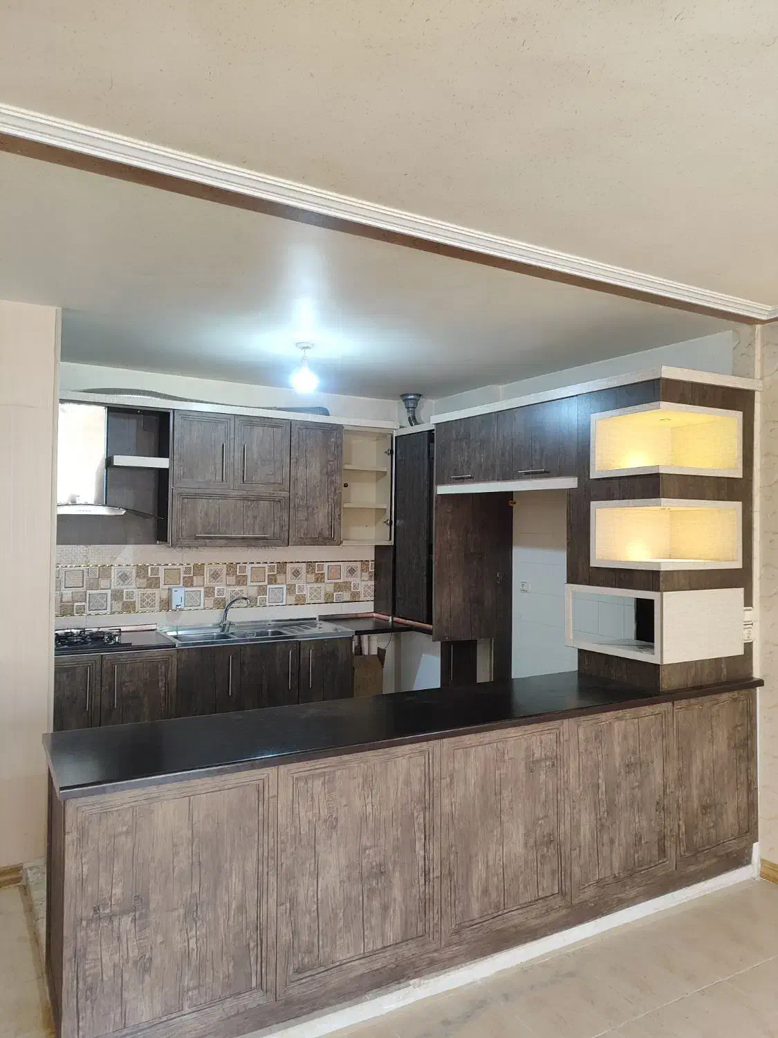 واحد ۸۰ متری فاز دو شمشاد ۴|فروش آپارتمان|کاشان, فاز ۲ ناجی آباد|دیوار