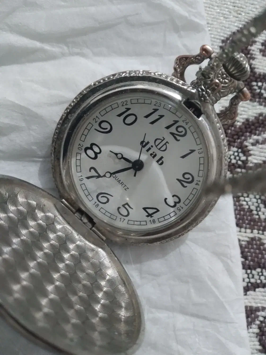 ساعت جیبی وآویز|کلکسیون اشیاء عتیقه|زنجان, |دیوار