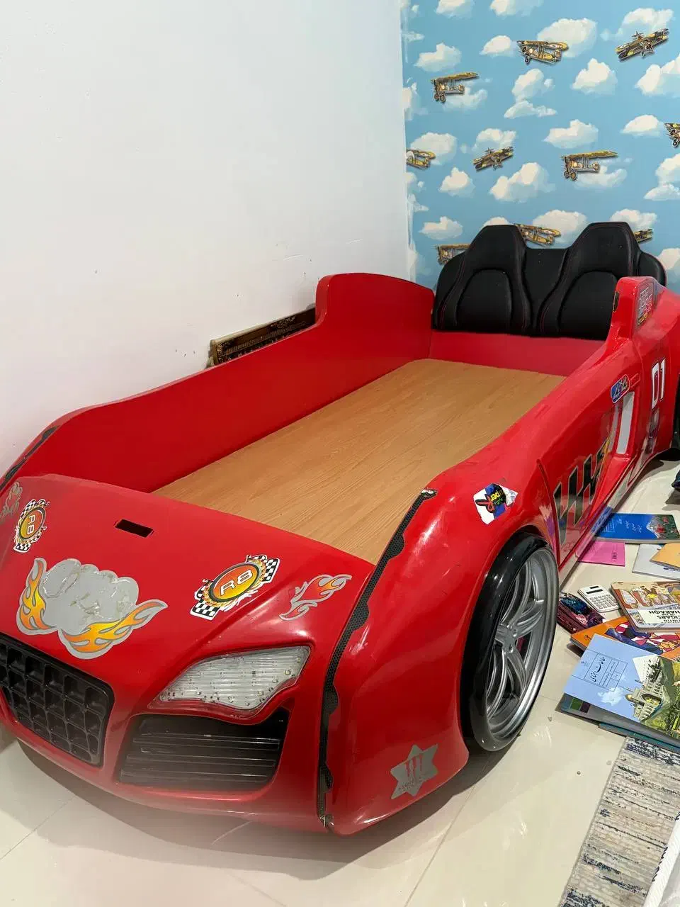 تخت نوجوان ماشینی|تخت و سرویس خواب|خرمآباد, |دیوار