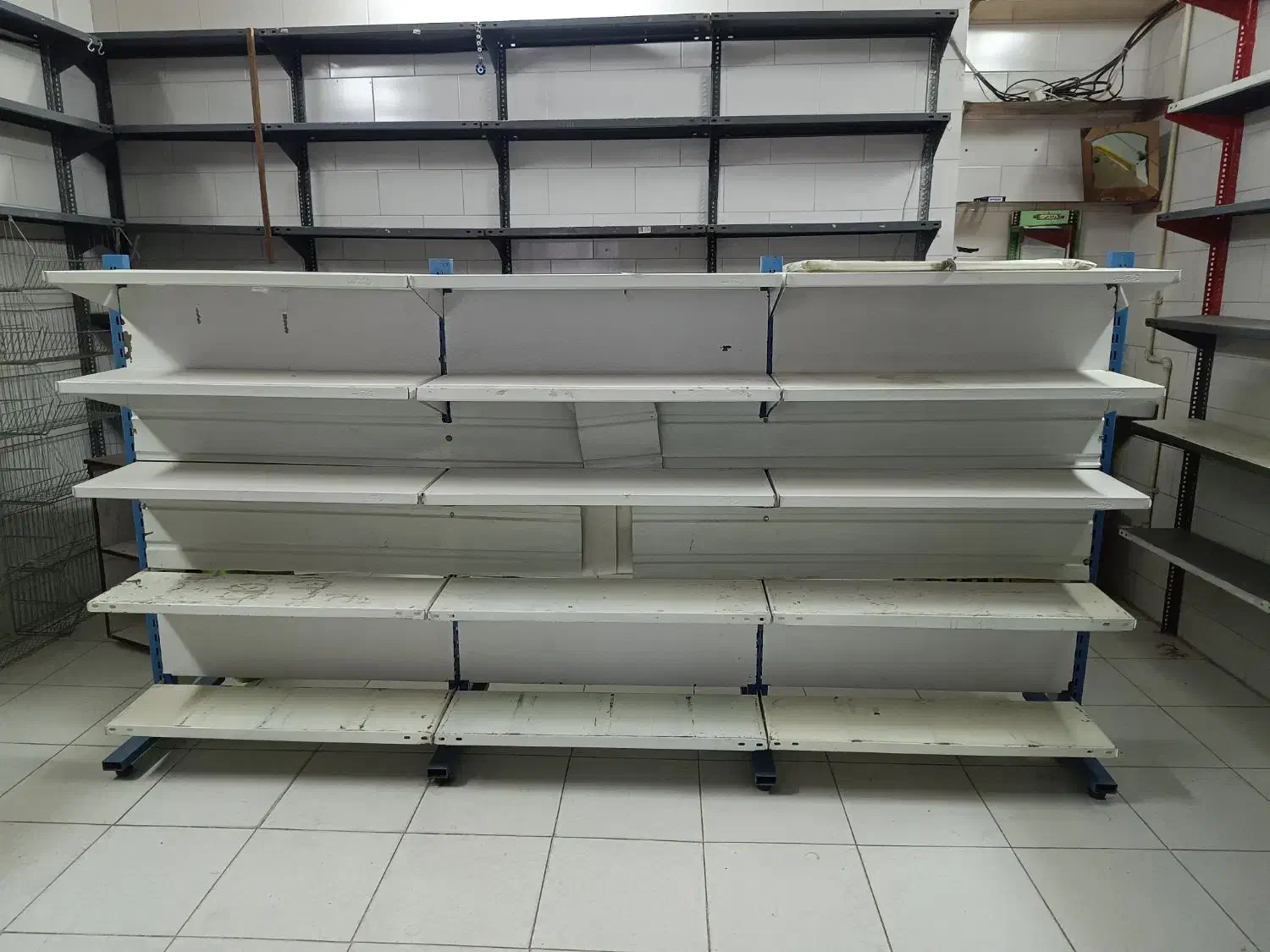 قفسه دیواری و استند|فروشگاه و مغازه|کرمانشاه, |دیوار