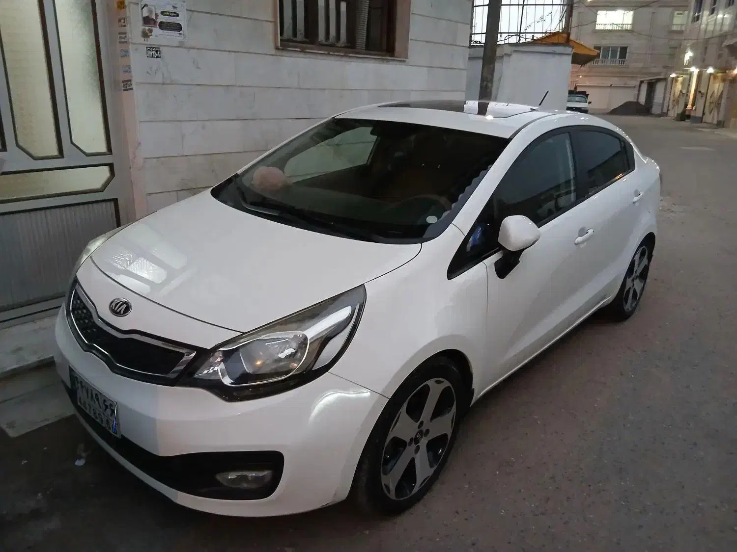 کیا ریو مدل۲۰۱۵ منطقه آس|خودرو سواری و وانت|رشت, دیلمان|دیوار