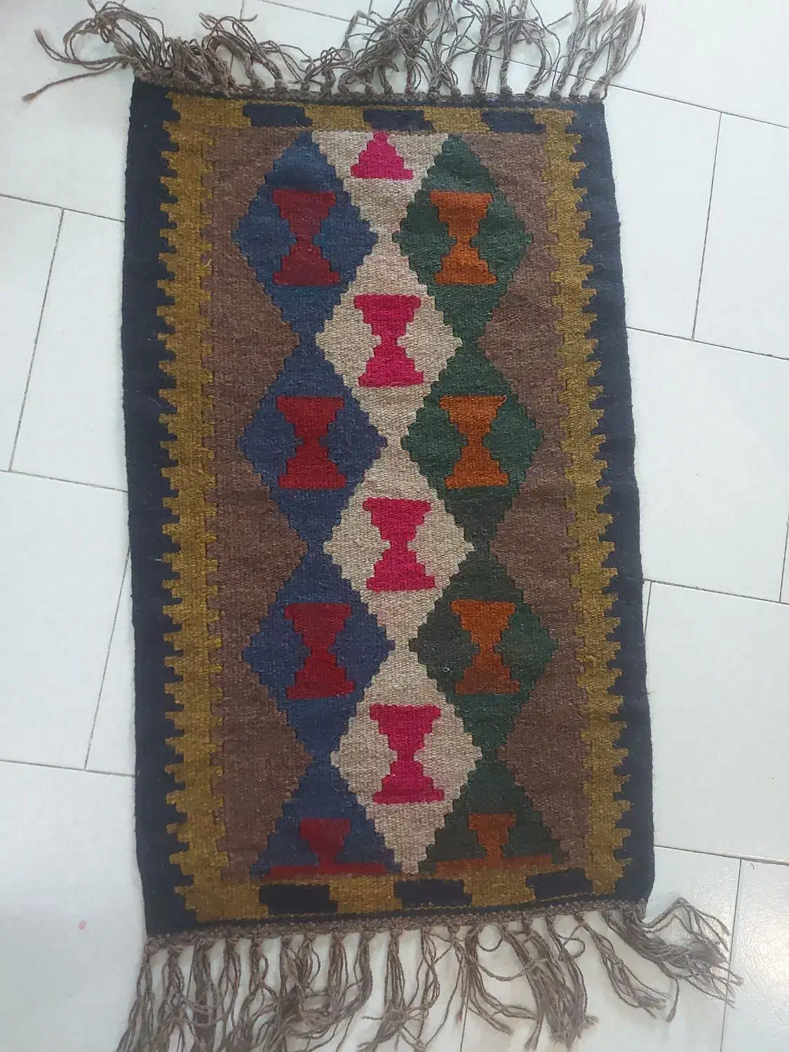 گلیم|گلیم، جاجیم، گبه|تهران, دبستان|دیوار