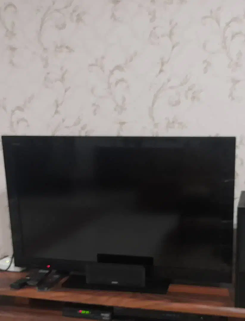 ۴۰اینچ سونی|تلویزیون و پروژکتور|چمستان, |دیوار