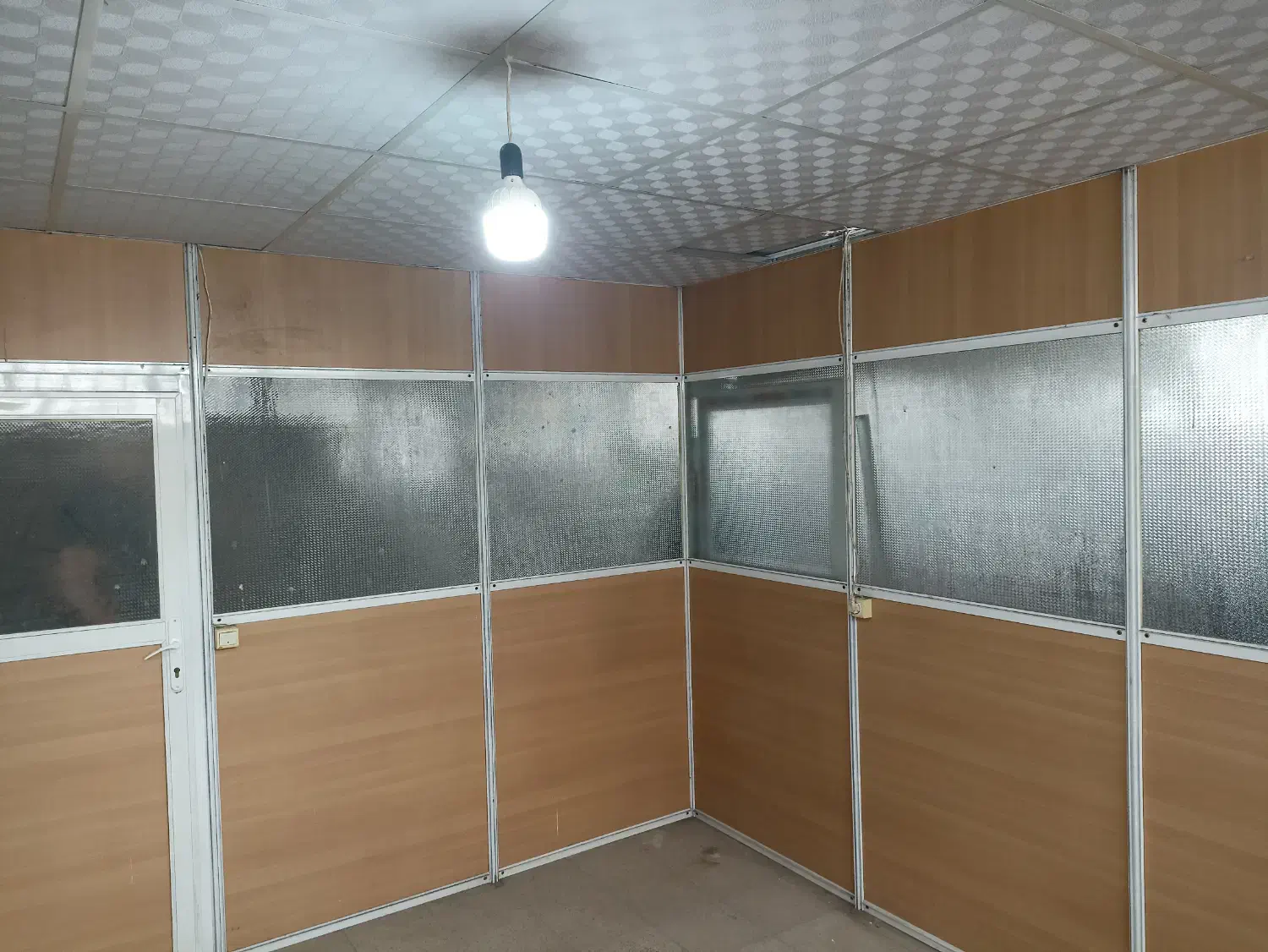 ساخت توری پلیسه و پنجره دوجداره آلومینیوم و upvc|خدمات پیشه و مهارت|شیراز, سینما سعدی|دیوار