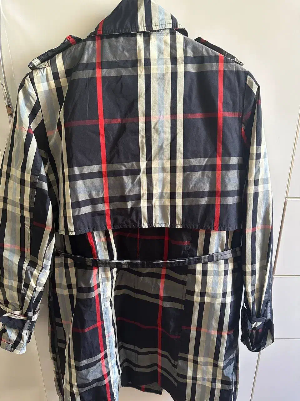 مانتو ترک|لباس|میانه, |دیوار