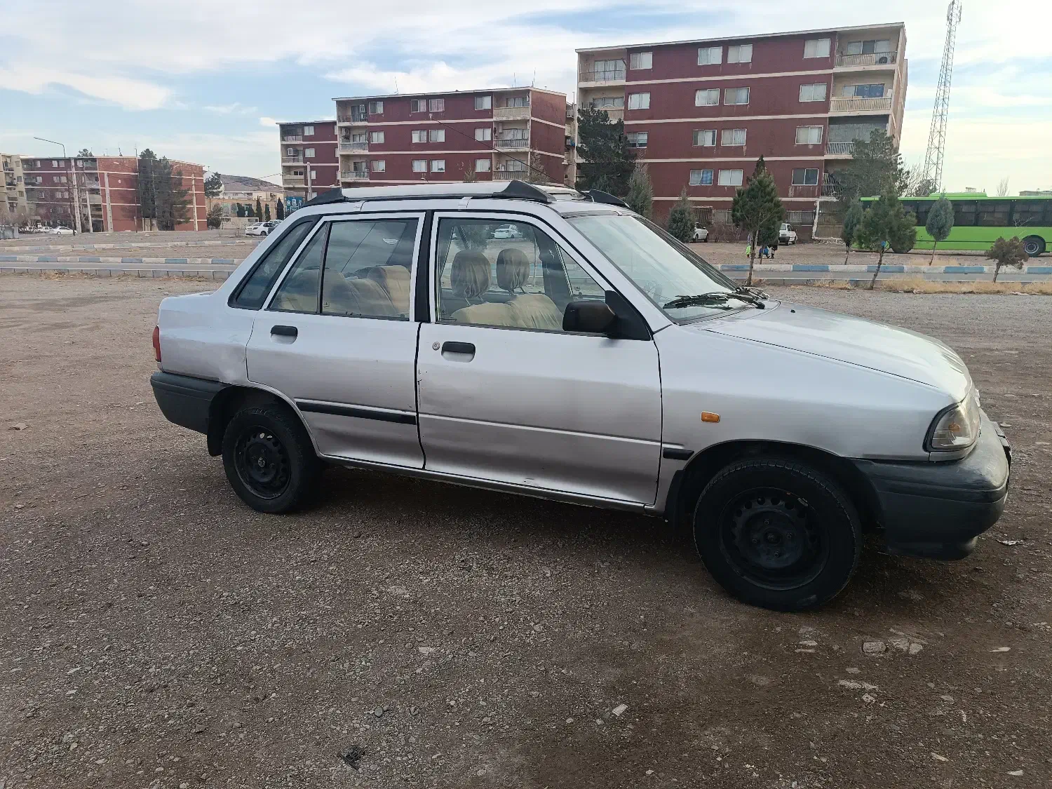 پراید صبا صندوق دار|خودرو سواری و وانت|رباط‌کریم, شهرک والفجر|دیوار