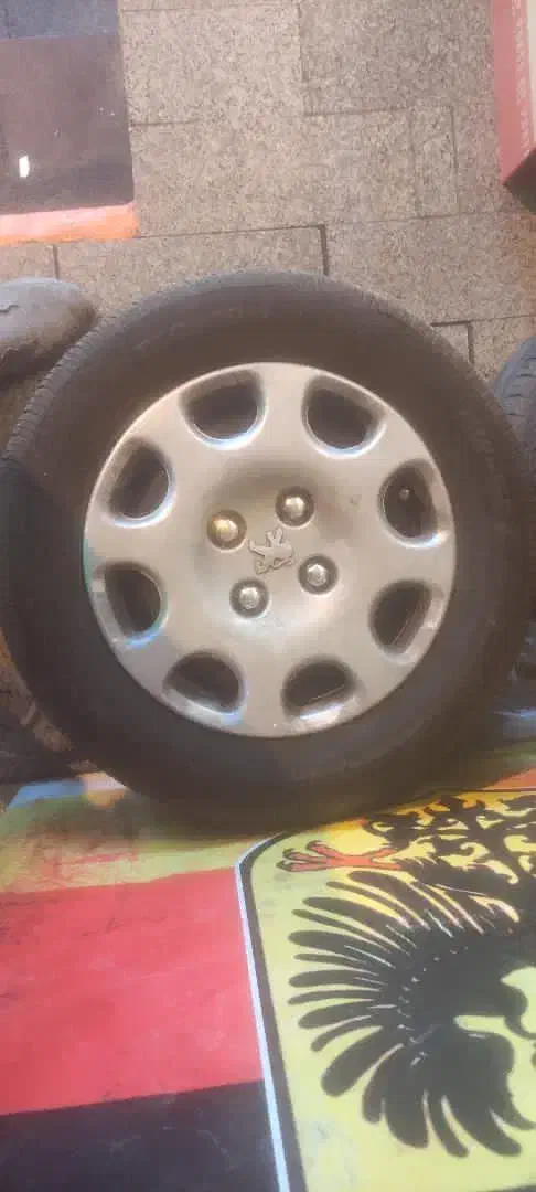 تایر خودرو|قطعات یدکی و لوازم جانبی|سهند, |دیوار