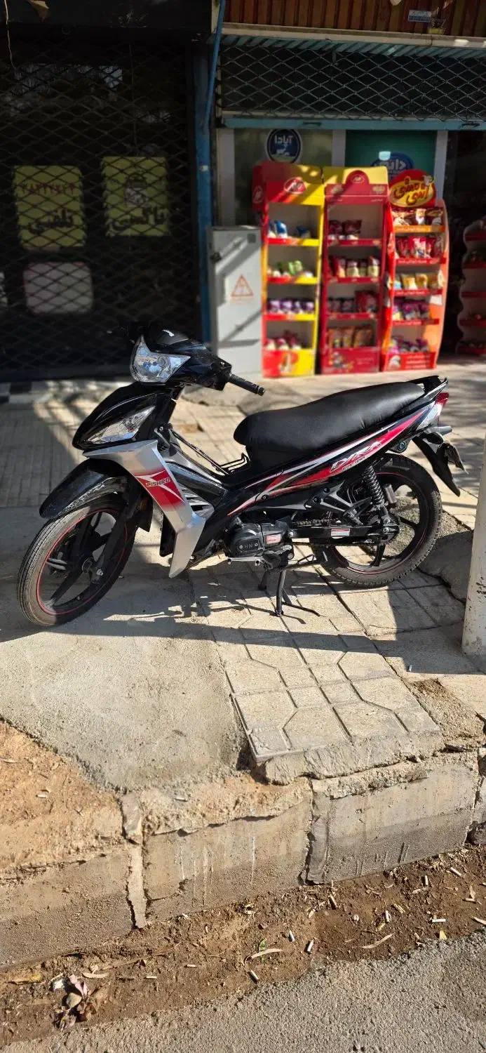 ویو پیشرو 135 بکر|موتورسیکلت|شیراز, شهرک والفجر|دیوار