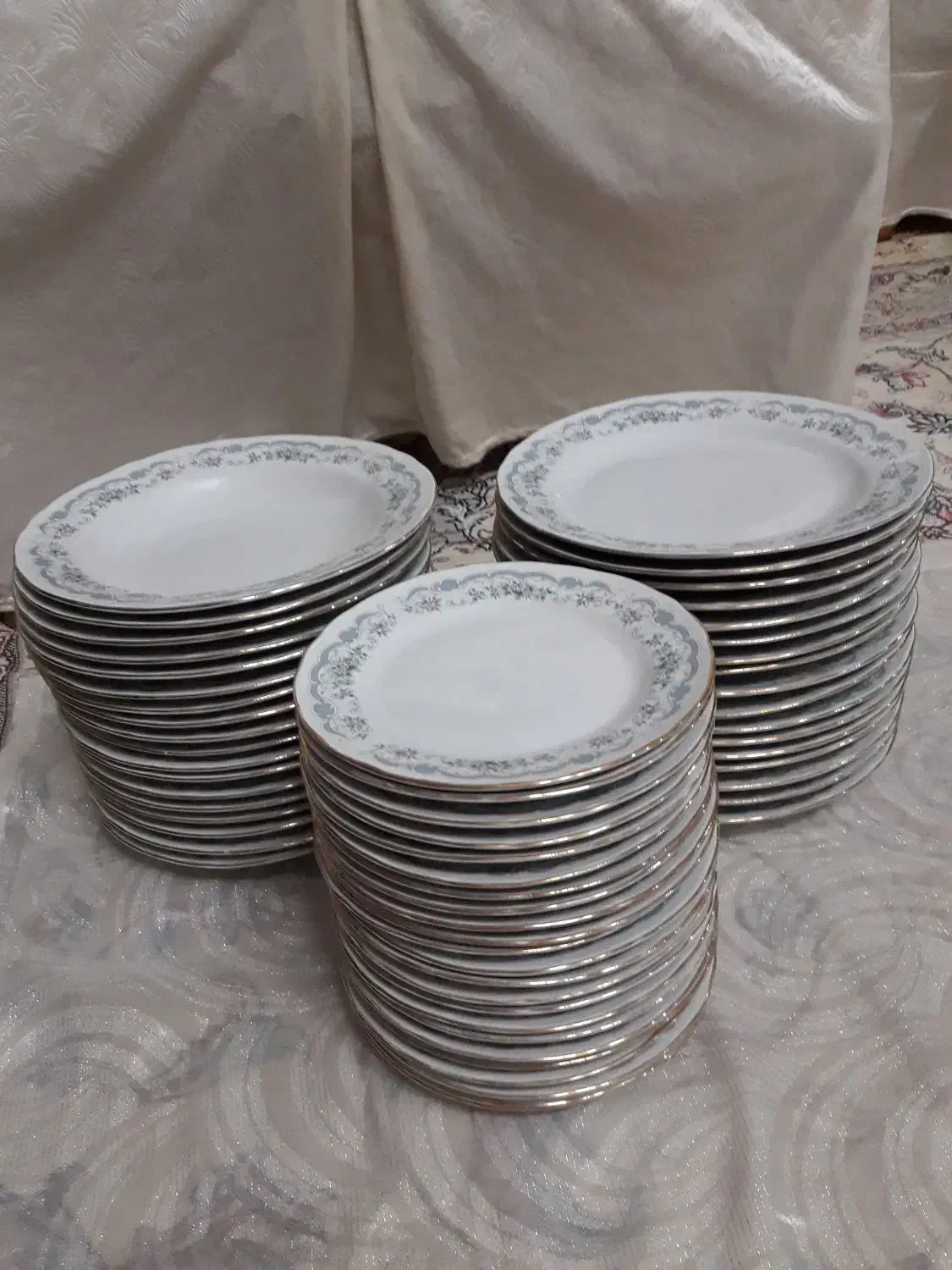 سرویس آرکوپال چینی بشقاب|ظروف سرو و پذیرایی|قم, آذر (نکویی)|دیوار