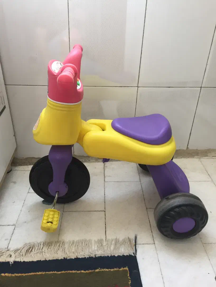 سه چرخه موزیکال کودک خارجی بچه گانه|دوچرخه، اسکیت، اسکوتر|تهران, اباذر|دیوار