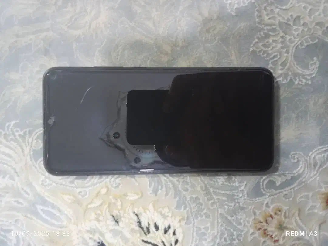 گوشی کارکرده و تاچ شکسته و LCD شکسته|موبایل|شیراز, گل سرخ|دیوار