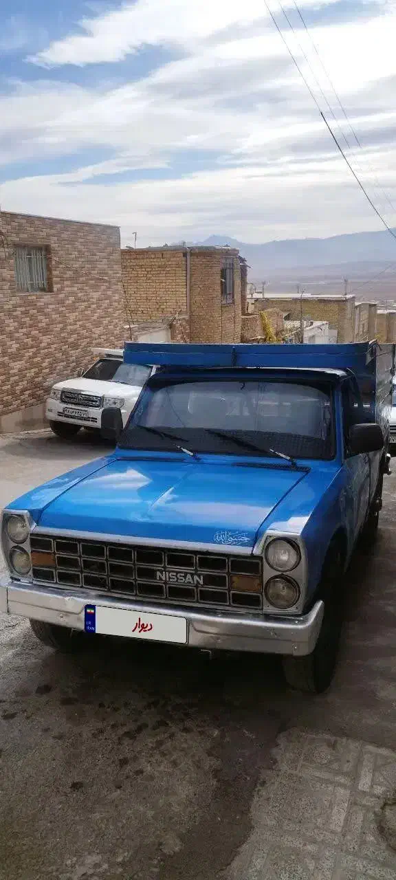 نیسان ۸۱|خودرو سواری و وانت|شهرکرد, |دیوار