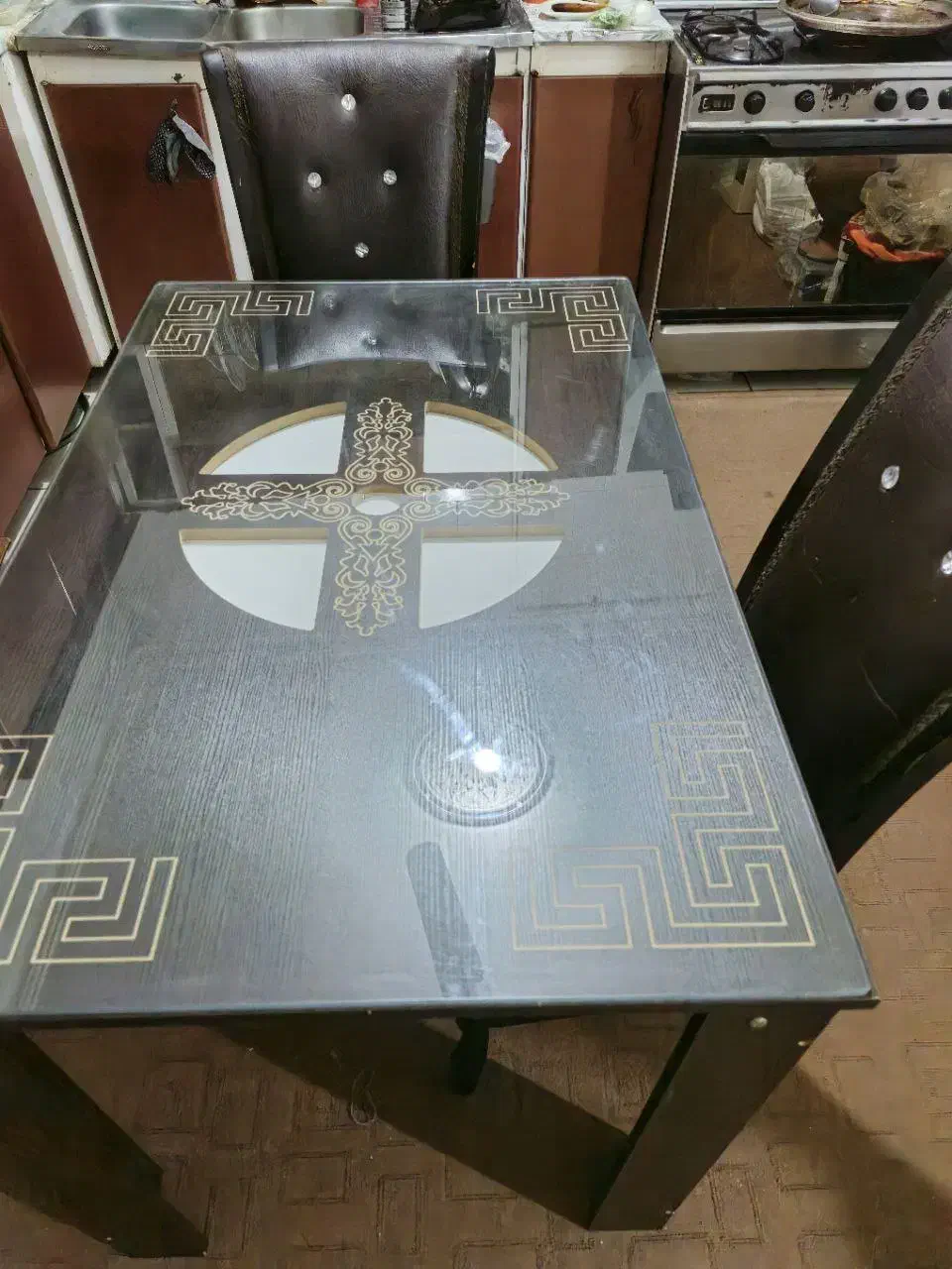 میز غذا خوری|میز و صندلی غذاخوری|بندر گناوه, |دیوار